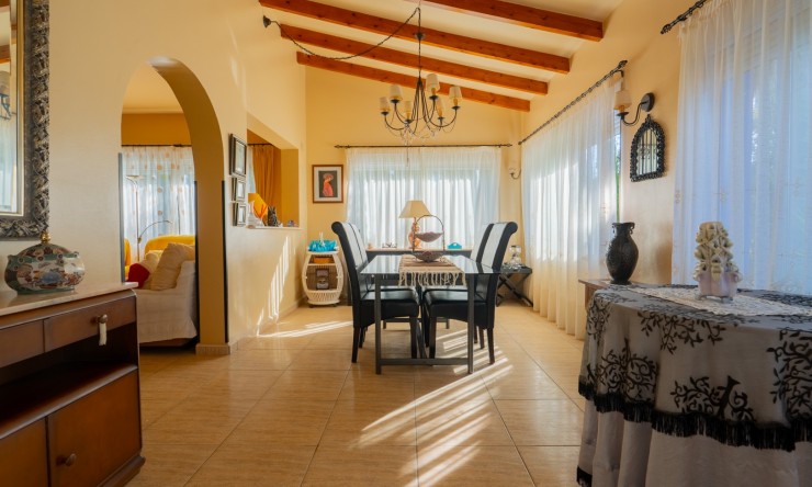 Reventa - Villa -
Benitachell - Center