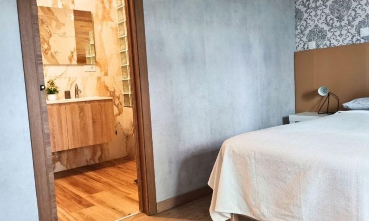 Resale - Villa -
Albir - Center