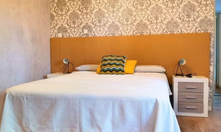 Resale - Villa -
Albir - Center