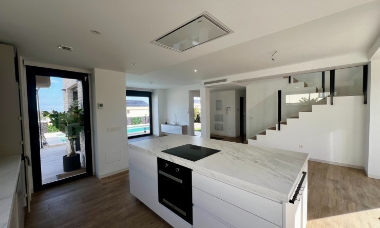 Resale - Villa -
Polop