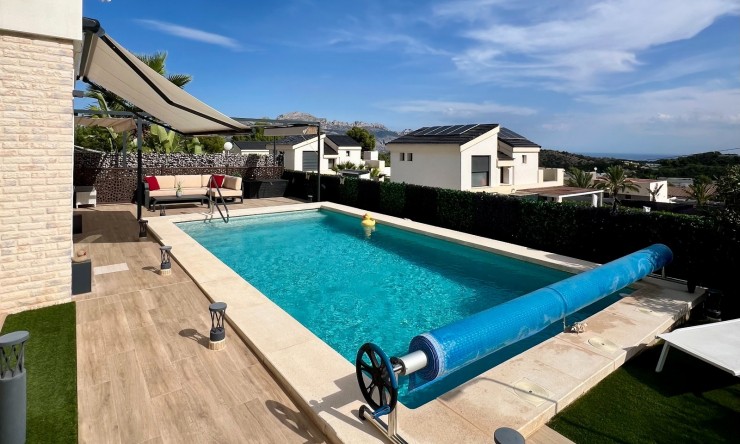 Resale - Villa -
Polop