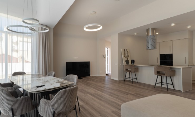 Resale - Villa -
Calpe - La Calalga