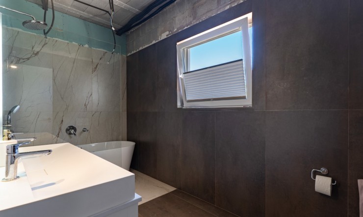 Resale - Villa -
Calpe - La Calalga