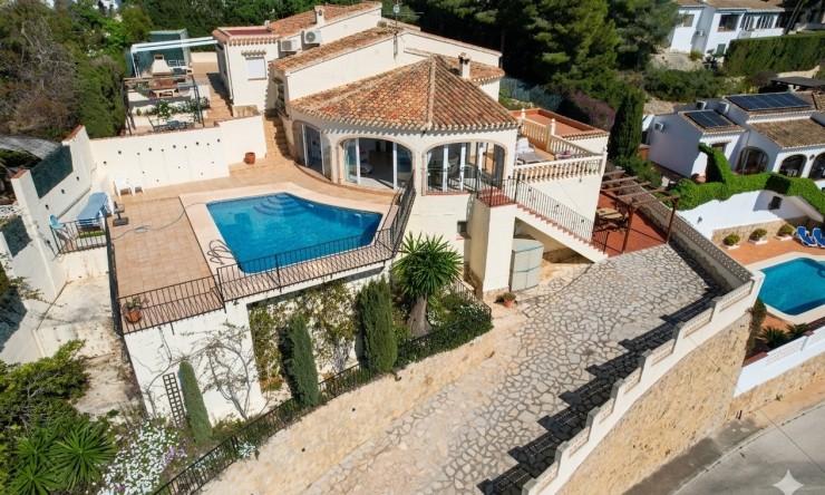 Resale - Villa -
Jávea / Xàbia - Partides comunes - Adsubia