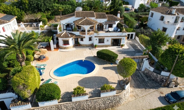 Resale - Villa -
Jávea / Xàbia - Cap Martí - El Tossalet - Pinomar
