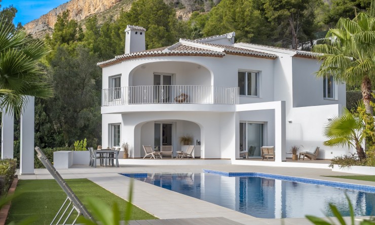 Resale - Villa -
Jávea / Xàbia - Montgó - Ermita