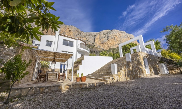 Resale - Villa -
Jávea / Xàbia - Montgó - Ermita