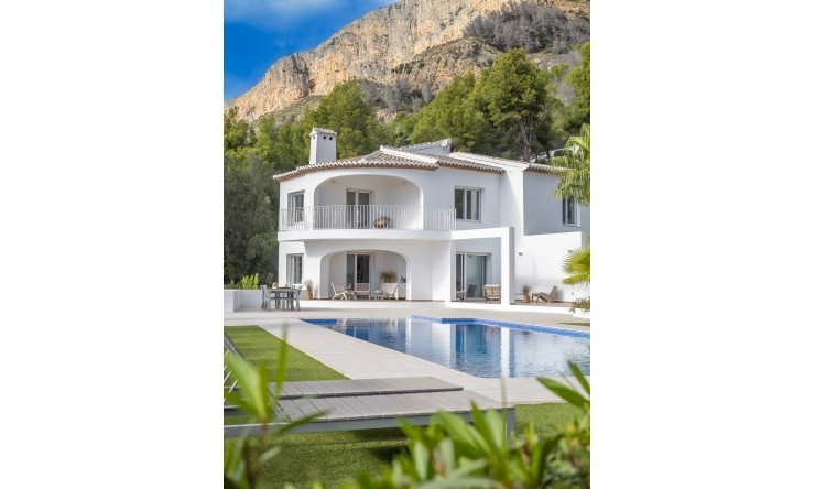 Resale - Villa -
Jávea / Xàbia - Montgó - Ermita
