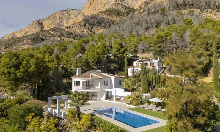 Resale - Villa -
Jávea / Xàbia - Montgó - Ermita
