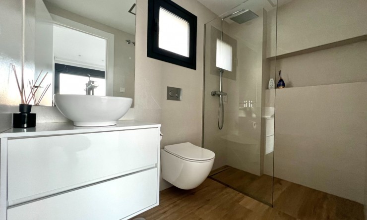 Resale - Villa -
Polop