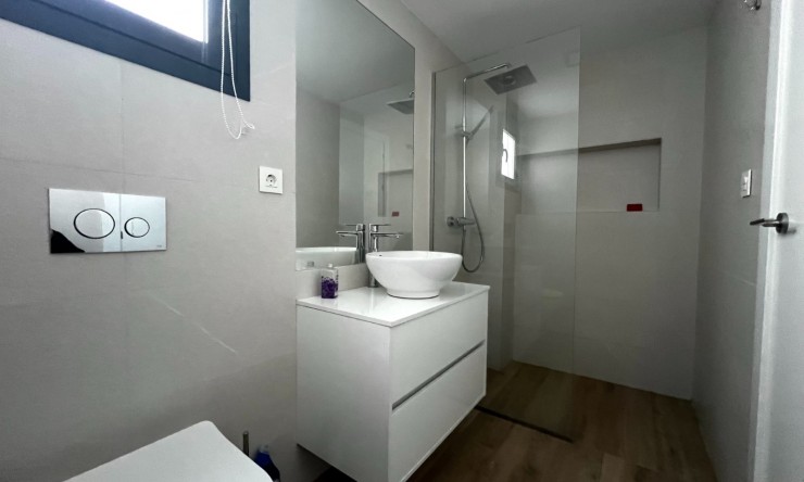 Resale - Villa -
Polop