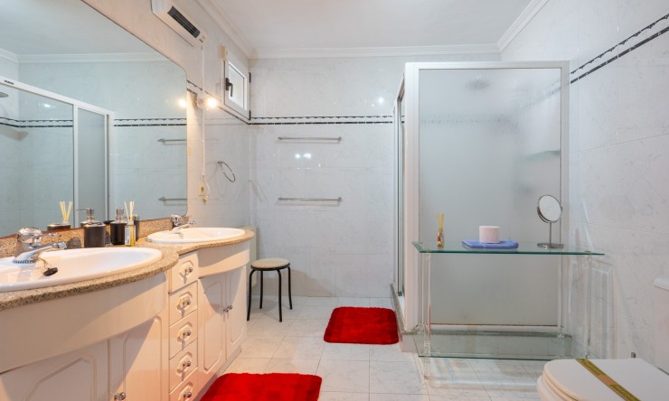 Resale - Villa -
Benitachell - Cumbre del Sol