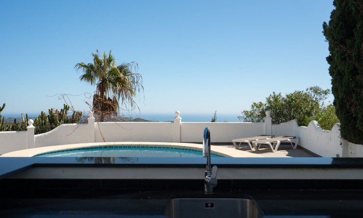 Resale - Villa -
Benitachell - Cumbre del Sol