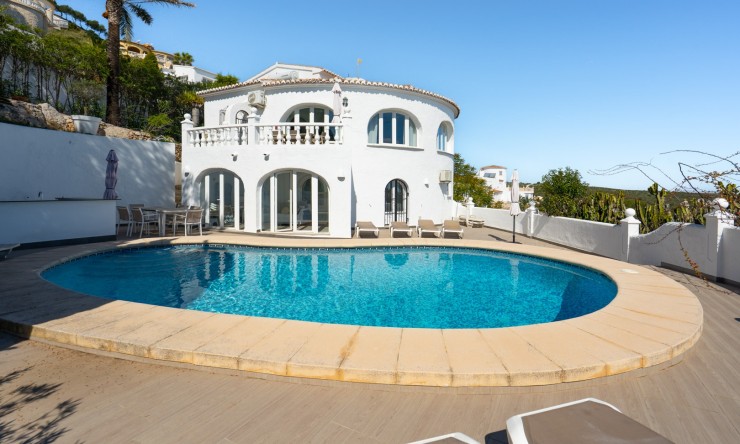 Resale - Villa -
Benitachell - Cumbre del Sol
