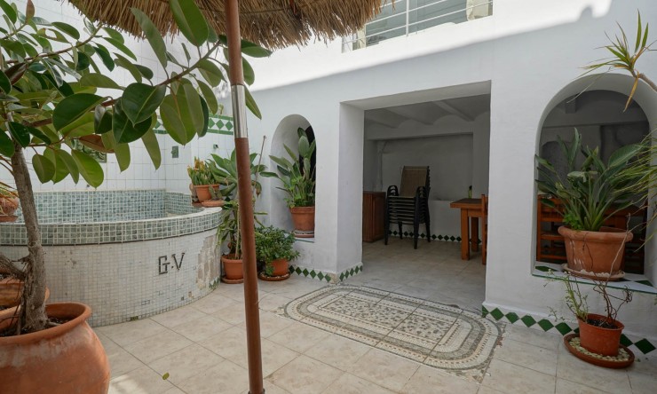 Rynek Wtórny -  -
Oliva