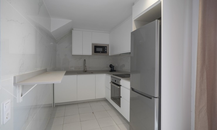 Rynek Wtórny -  -
Oliva