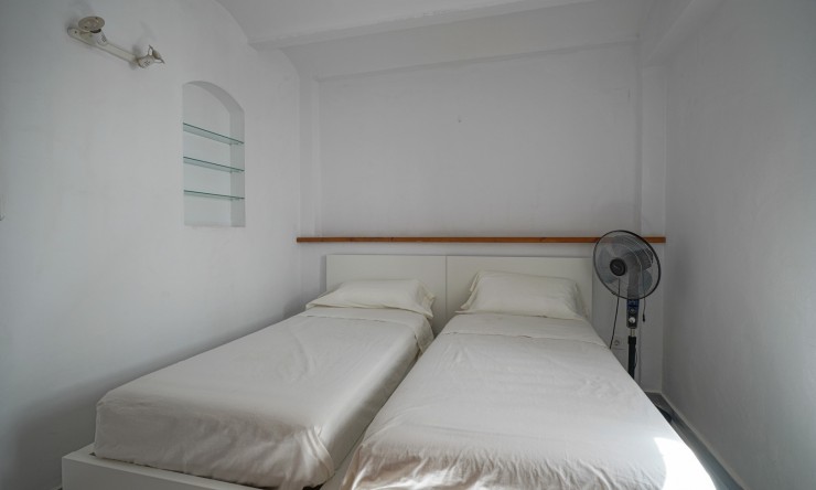 Rynek Wtórny -  -
Oliva