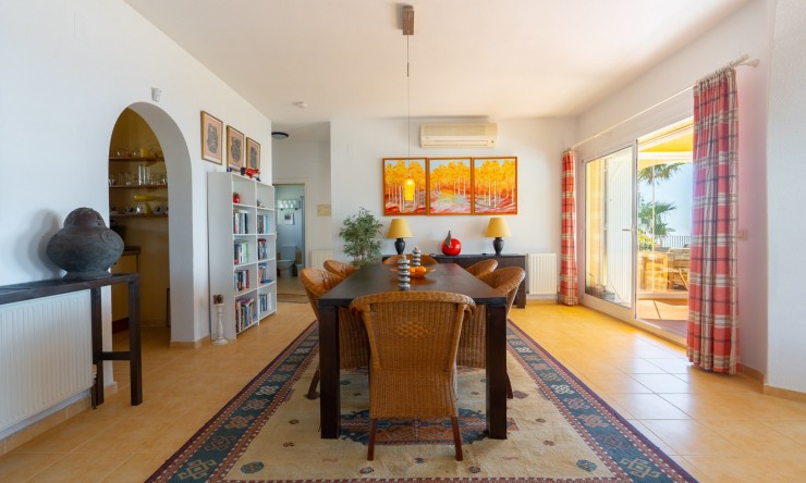 Resale - Villa -
Benitachell - Cumbre del Sol