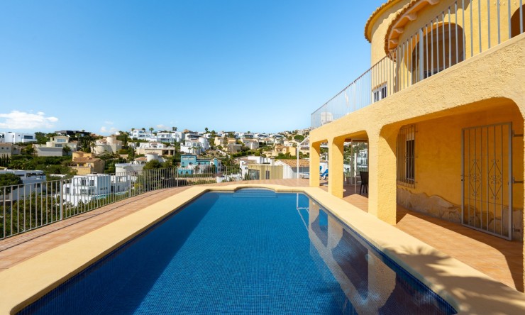 Resale - Villa -
Benitachell - Cumbre del Sol