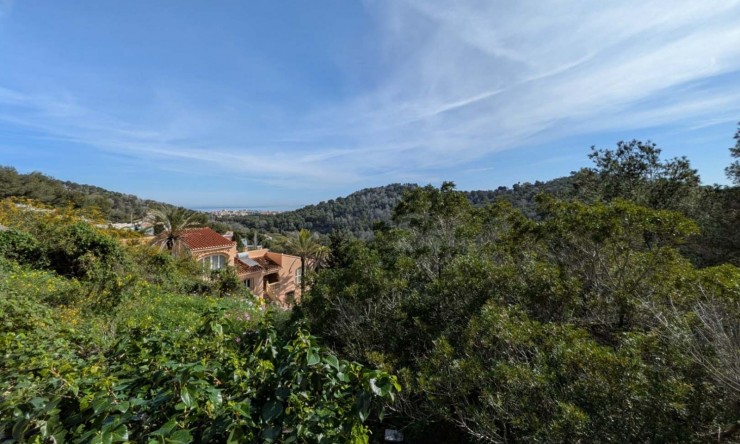 Resale - Land -
Jávea - Sol del este