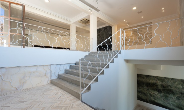 Resale - Commercial property -
Benissa - Avenida La Marina