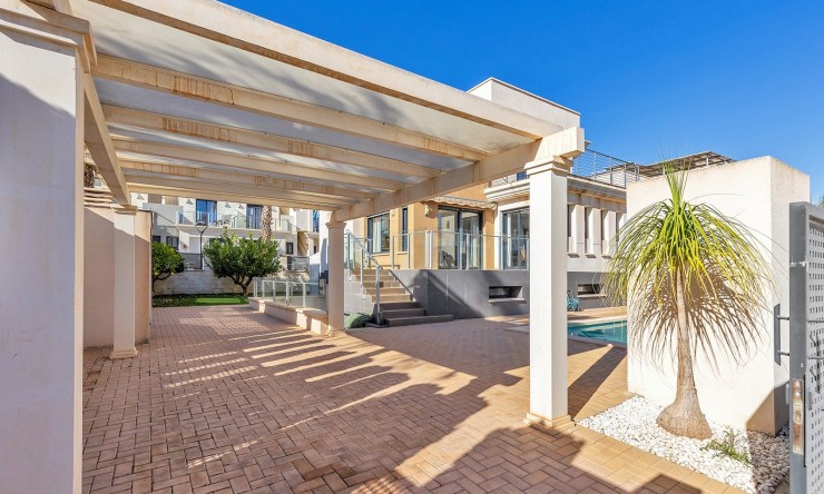 Rynek Wtórny - Willa -
Orihuela Costa - Cabo roig - La Zenia