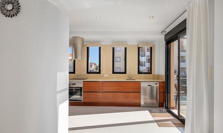 Rynek Wtórny - Willa -
Orihuela Costa - Cabo roig - La Zenia