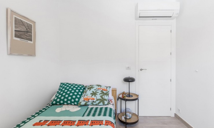 Resale - Villa -
Orihuela Costa - Punta Prima