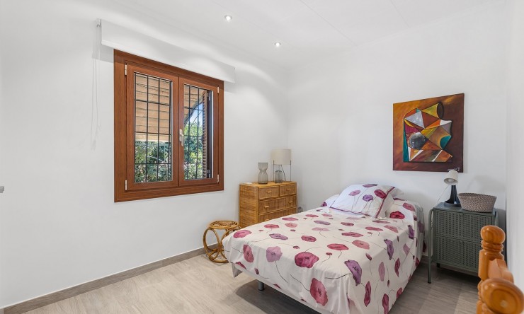 Resale - Villa -
Orihuela Costa - Punta Prima