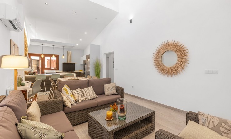 Resale - Villa -
Orihuela Costa - Punta Prima