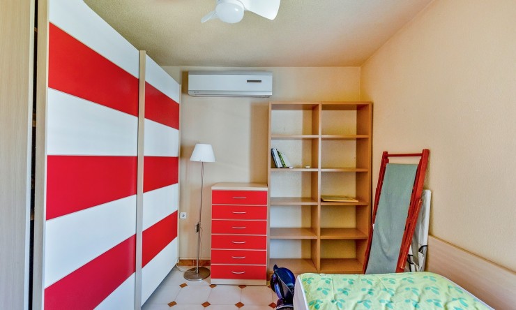 Resale - Villa -
Orihuela Costa - Punta Prima