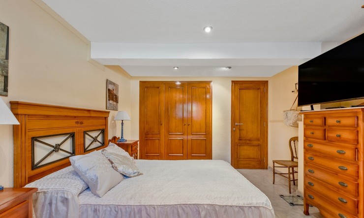 Resale - Villa -
Orihuela Costa - Punta Prima