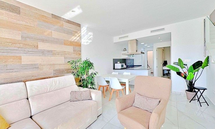 Resale - Duplex -
Los Balcones