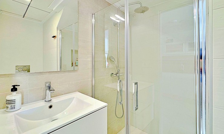 Resale - Duplex -
Los Balcones