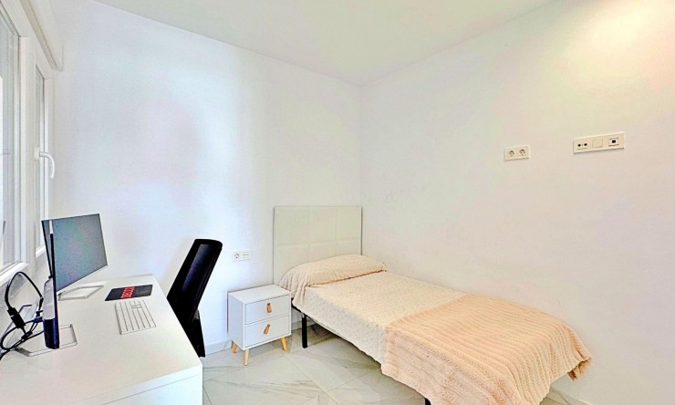 Resale - Duplex -
Los Balcones