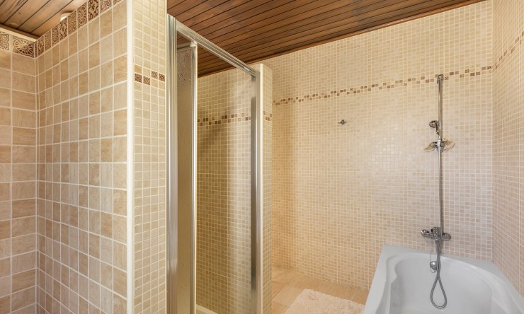 Reventa - Villa -
Villamartin