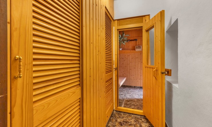 Reventa - Villa -
Villamartin