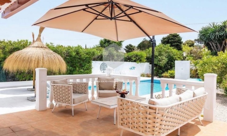 Reventa - Villa -
Jávea / Xàbia - La Granadella  - Costa Nova