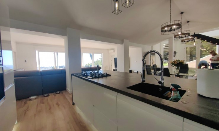 Resale - Villa -
Calpe / Calp - Oltamar - Cucarres