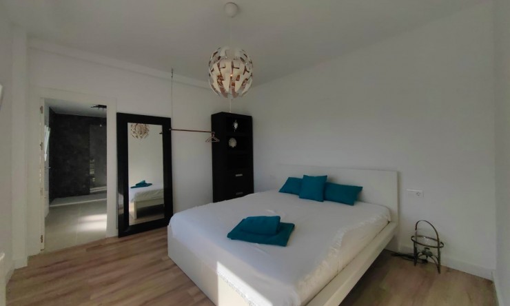 Resale - Villa -
Calpe / Calp - Oltamar - Cucarres