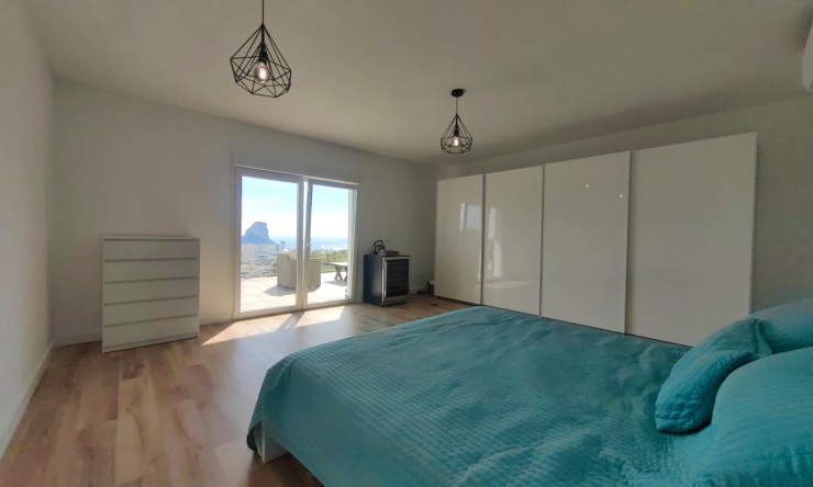 Resale - Villa -
Calpe / Calp - Oltamar - Cucarres