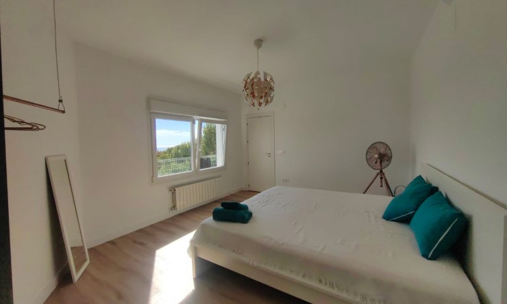 Resale - Villa -
Calpe / Calp - Oltamar - Cucarres