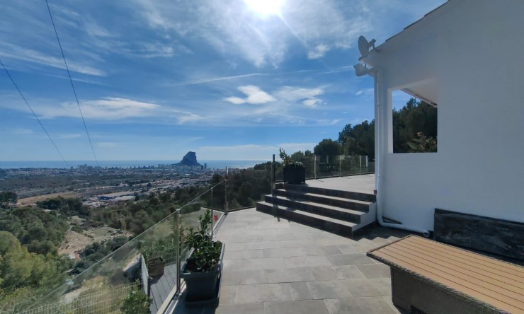 Resale - Villa -
Calpe / Calp - Oltamar - Cucarres
