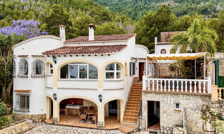 Rynek Wtórny - Willa -
Denia - La Pedrera - Vessanes