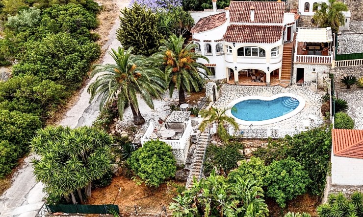 Rynek Wtórny - Willa -
Denia - La Pedrera - Vessanes