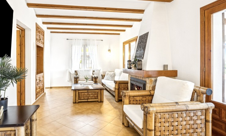 Rynek Wtórny - Willa -
Denia - La Pedrera - Vessanes