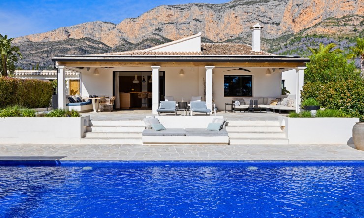 Resale - Villa -
Jávea / Xàbia - Montgó - Ermita