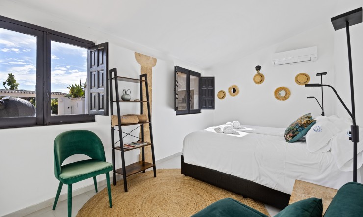 Resale - Villa -
Jávea / Xàbia - Montgó - Ermita