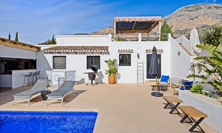 Resale - Villa -
Jávea / Xàbia - Montgó - Ermita