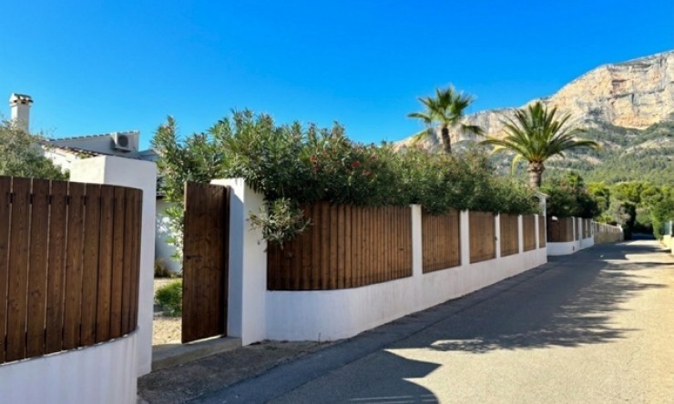 Resale - Villa -
Jávea / Xàbia - Montgó - Ermita